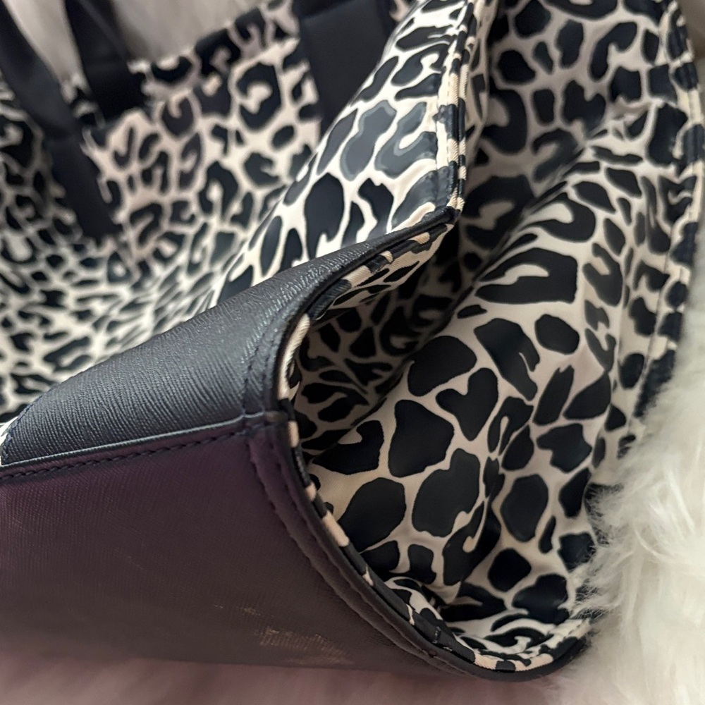 Tory Burch Black and White Leopard Print Tote - Picture 4 of 12